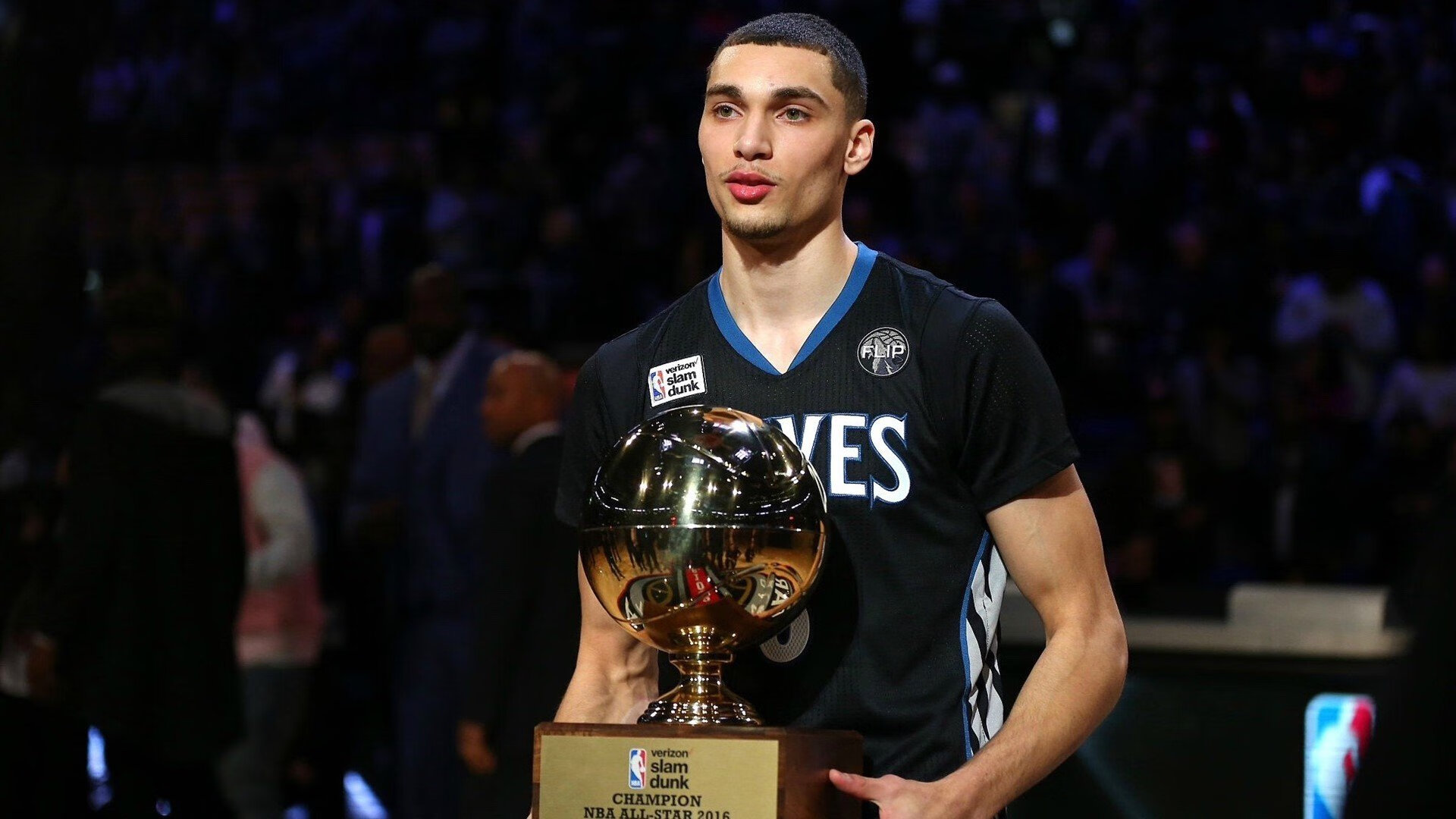 Faker新星持续失利表现突出,澳大利亚队前途光明!热度持续攀升